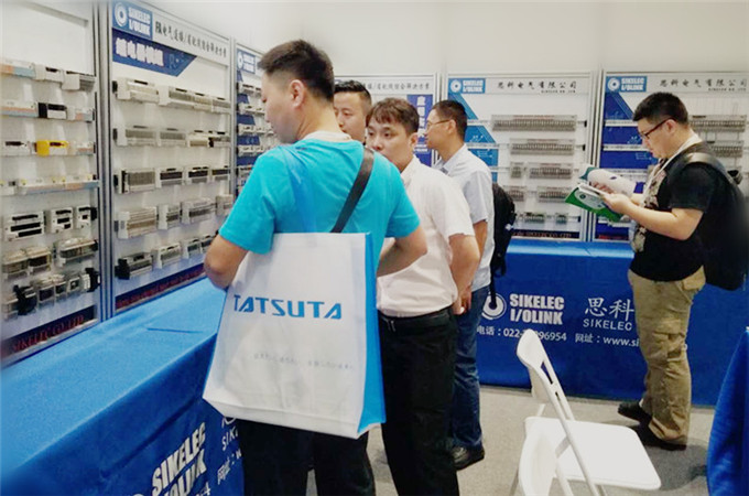 1578972390417408.jpg 1-1FG109260A48.jpg